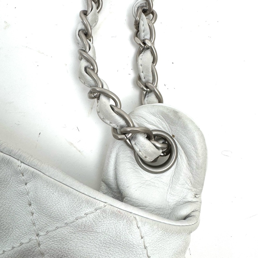 Chanel White Leather Rare Runway Archived Shoulder Bag w/Silver Hardware - Picture 14 of 17